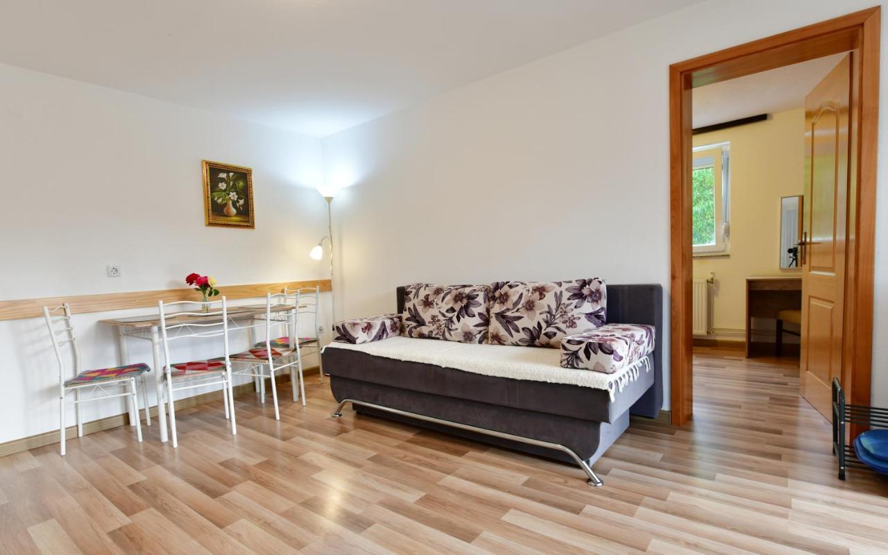 Apartment Stjepan Раковица Экстерьер фото